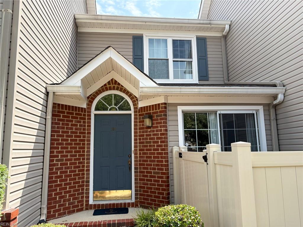 3837 Lasalle DR