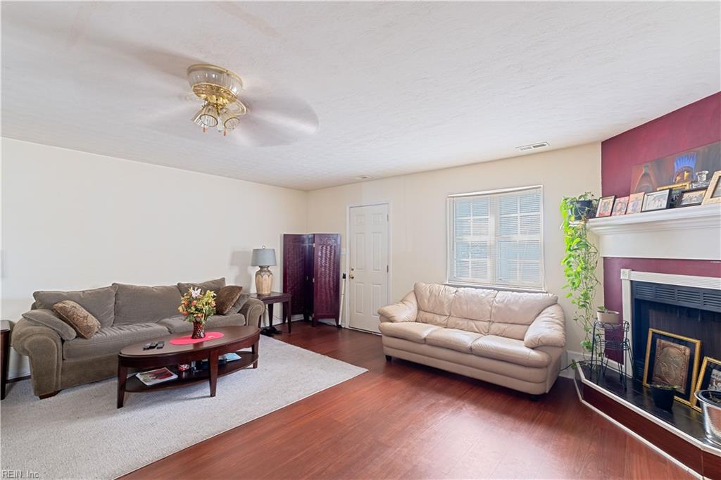 969 Avenue E Property Photo 12