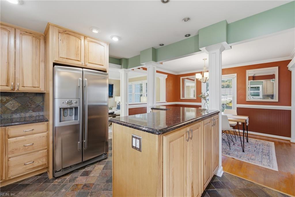 208 Great Hall Ct Property Photo 23