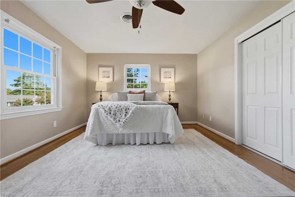 208 Great Hall Ct Property Photo 28