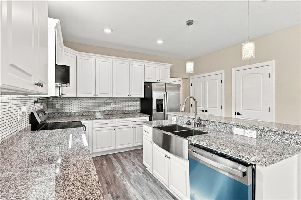 945 Gordon Ave Property Photo 11