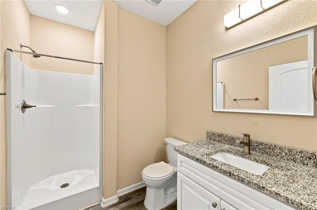 945 Gordon Ave Property Photo 17