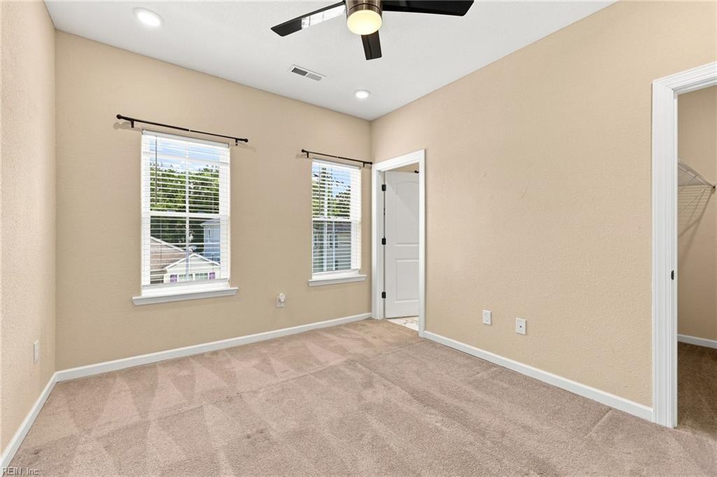945 Gordon Ave Property Photo 20