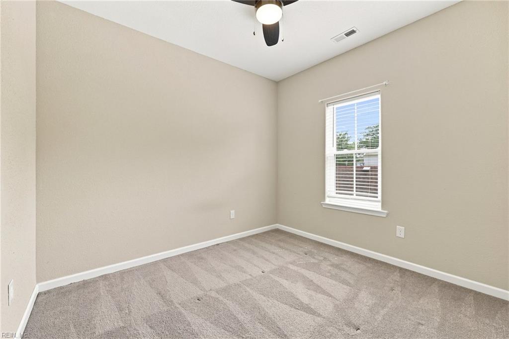 945 Gordon Ave Property Photo 31