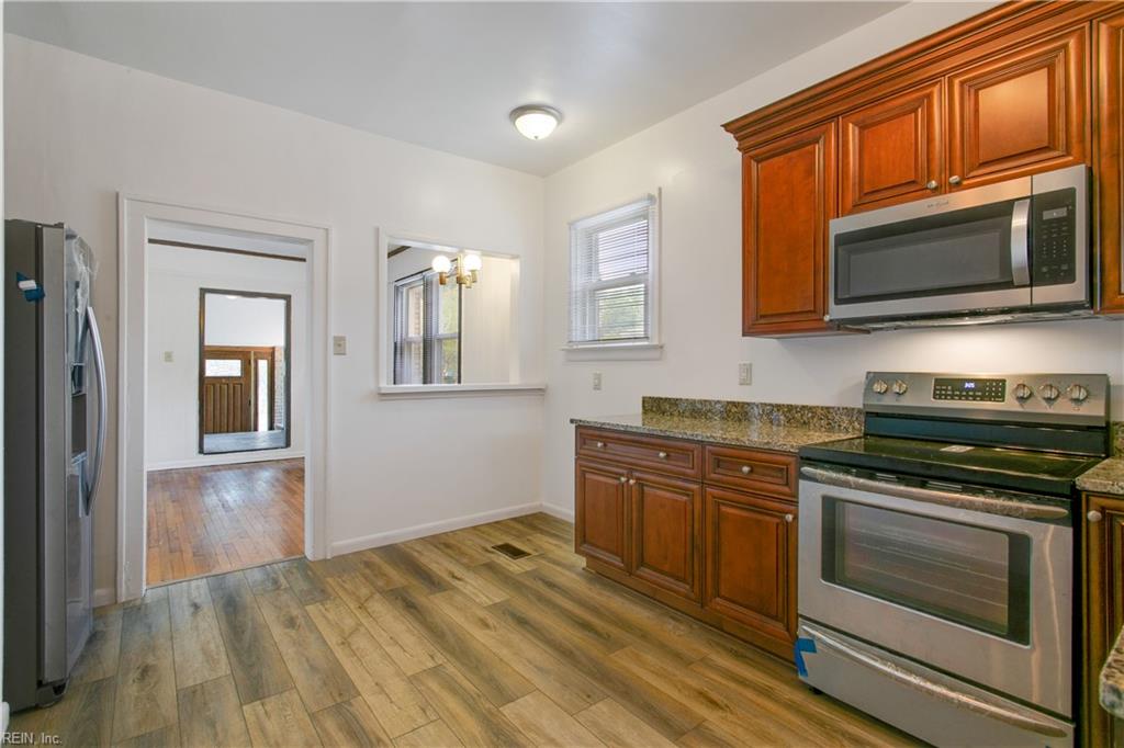 1346 26th St Property Photo 14