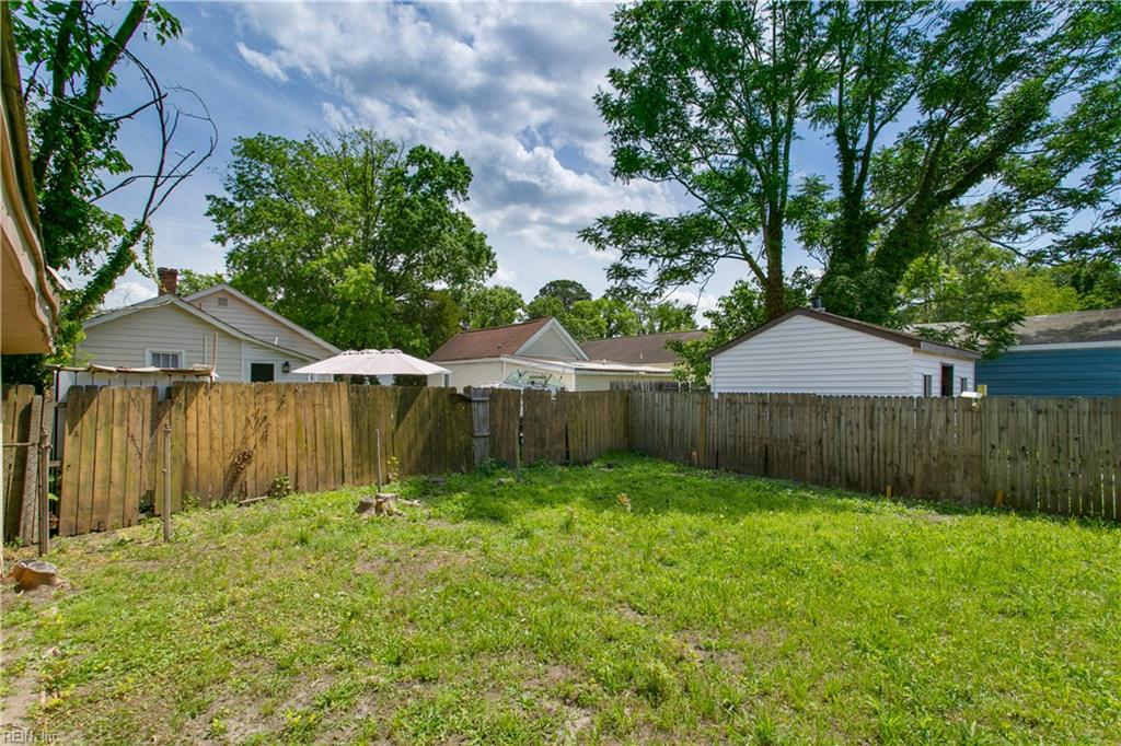 1346 26th St Property Photo 35