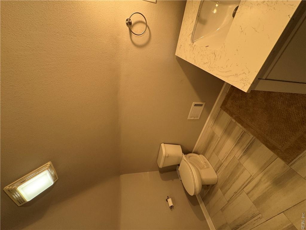 744 Yarmouth St Property Photo 24