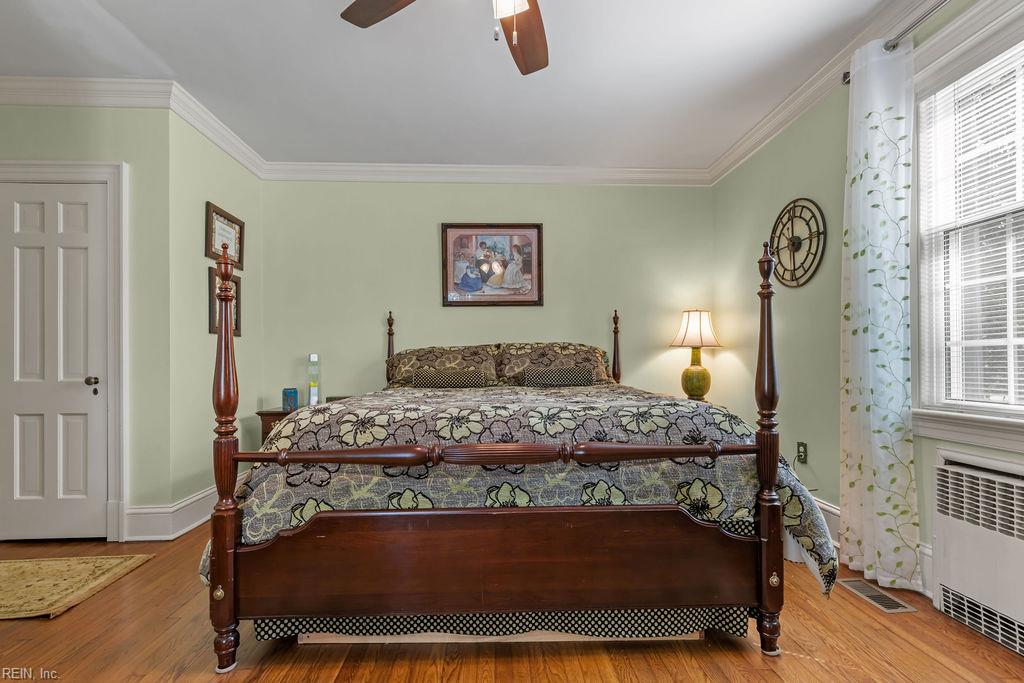 1412 Clay St Property Photo 13