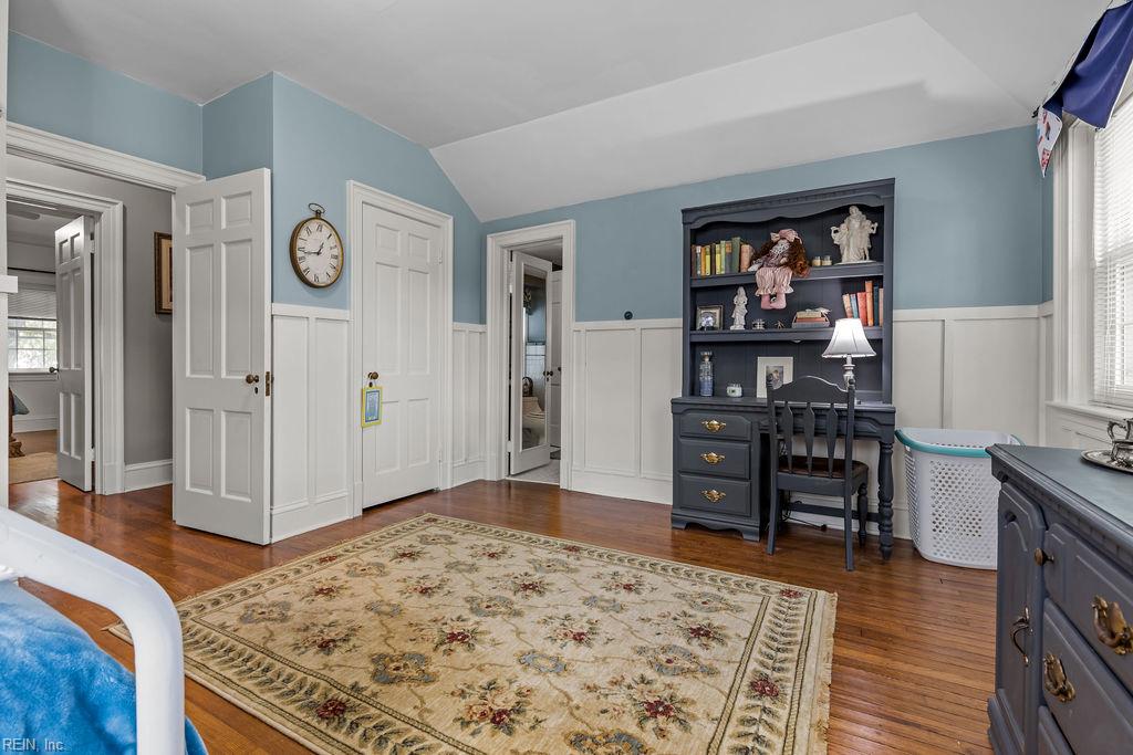 1412 Clay St Property Photo 29
