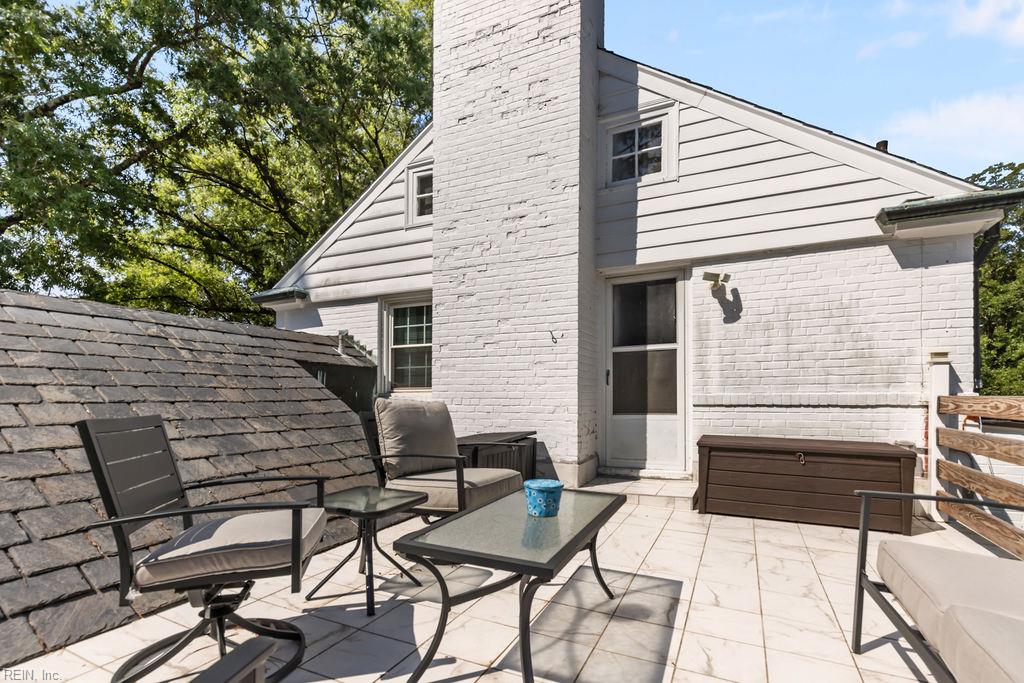 1412 Clay St Property Photo 41