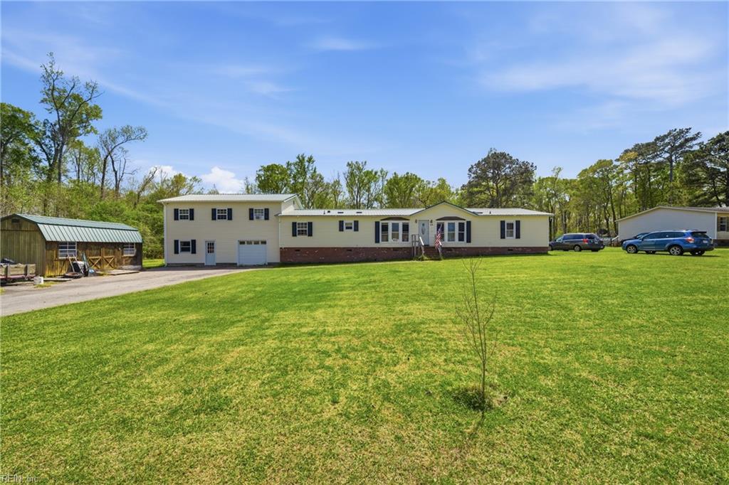 594 Drum Hill Rd Property Photo 1