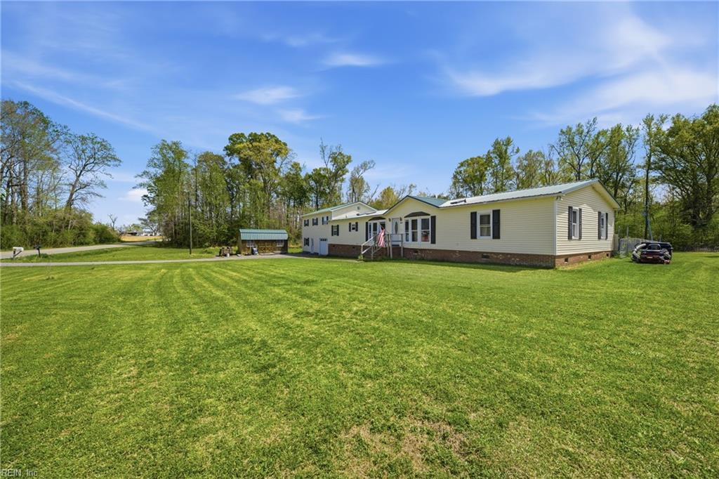 594 Drum Hill Rd Property Photo 3