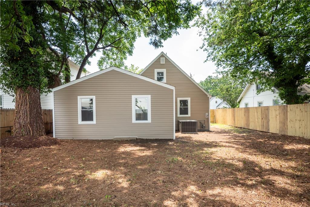 7534 Yorktown Dr Property Photo 11