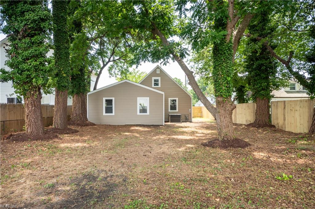 7534 Yorktown Dr Property Photo 12