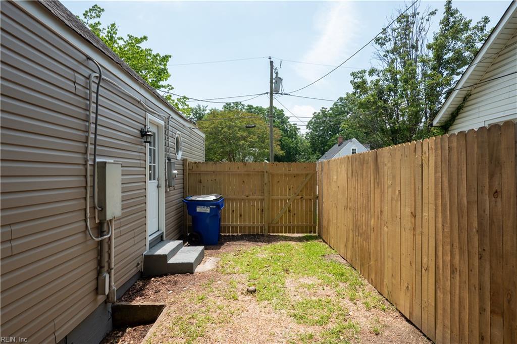 7534 Yorktown Dr Property Photo 13