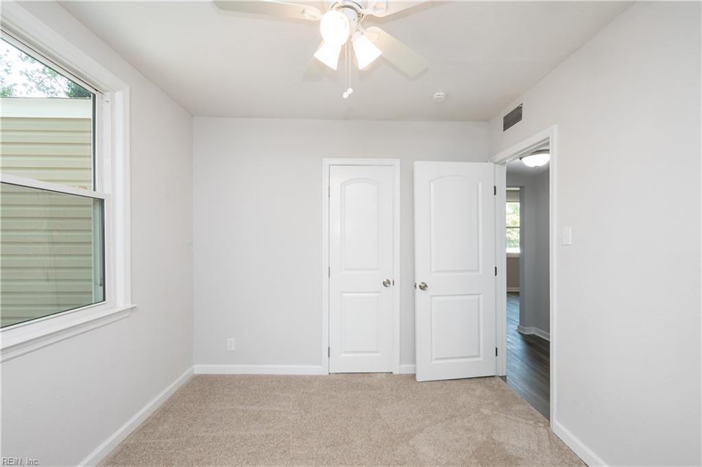 7534 Yorktown Dr Property Photo 32