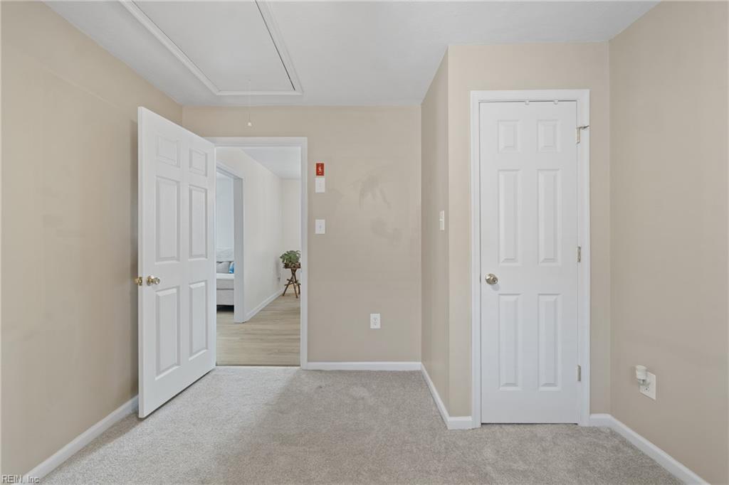 1415 Willow Ave Property Photo 10