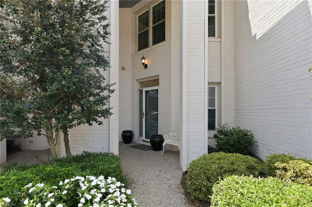 941 Royal Cove Way Property Photo 3