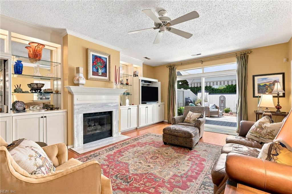 941 Royal Cove Way Property Photo 10