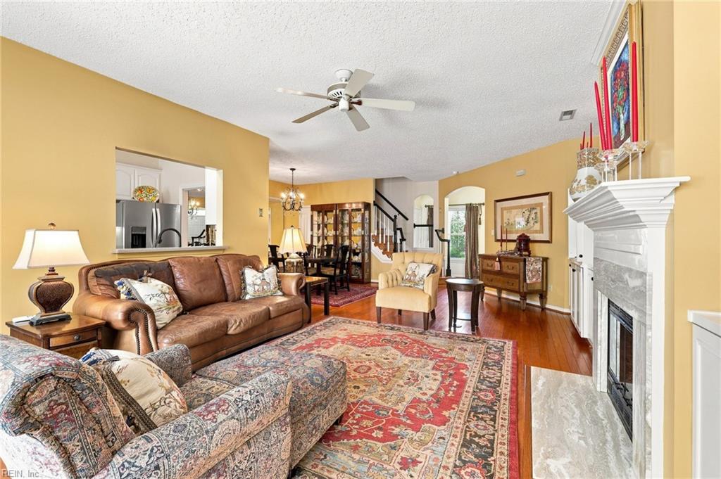 941 Royal Cove Way Property Photo 12
