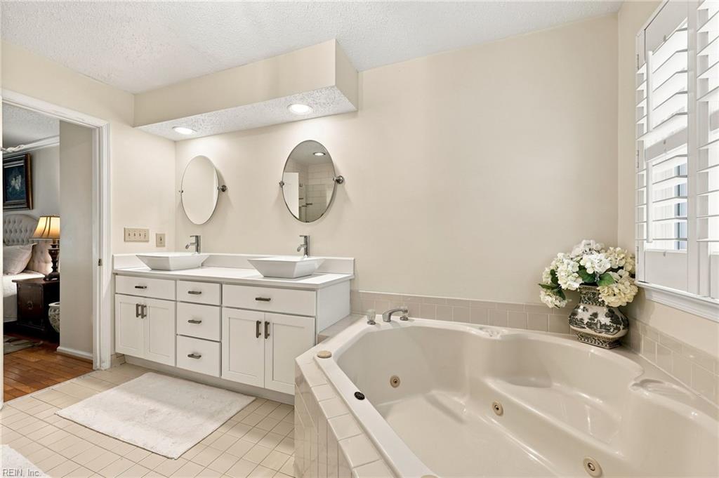 941 Royal Cove Way Property Photo 26