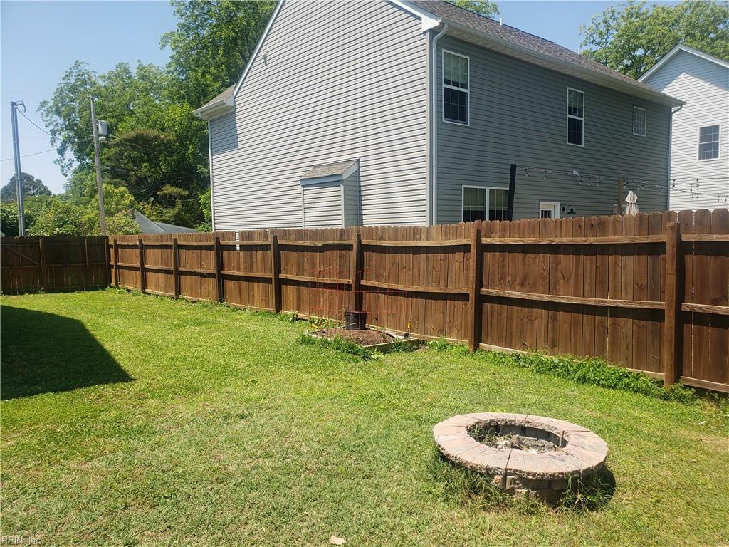 328 Cherry St Property Photo 6