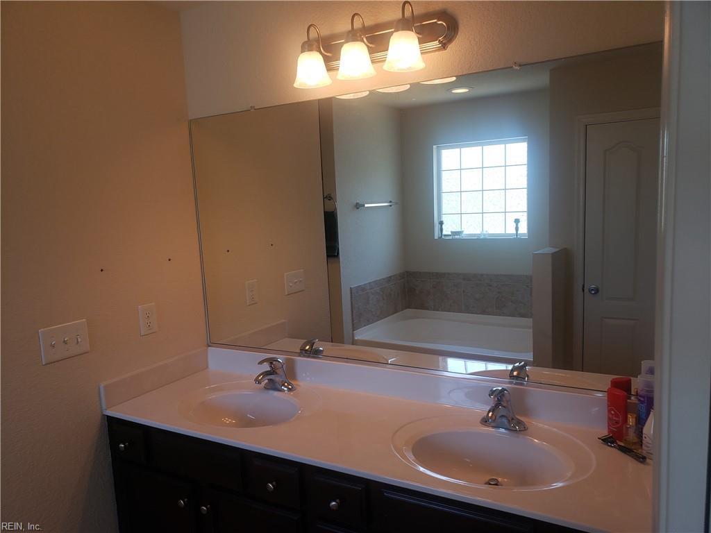 328 Cherry St Property Photo 23
