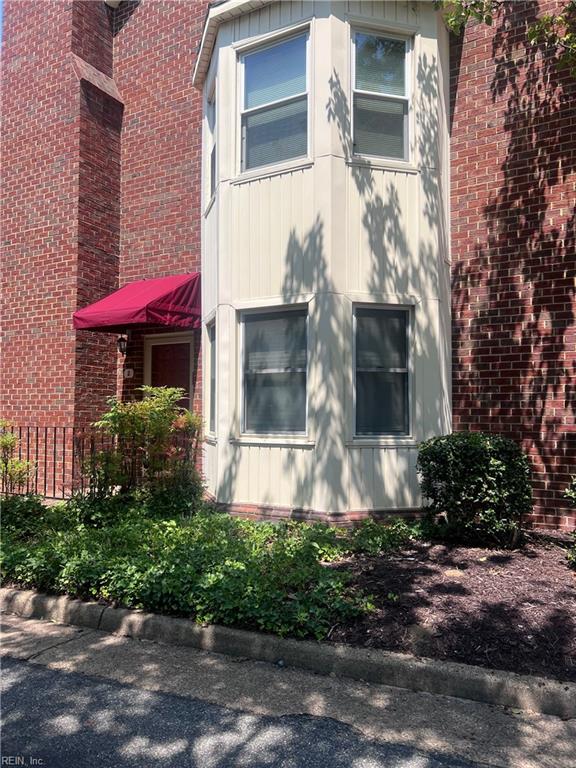 2 Academy Ln Property Photo 2