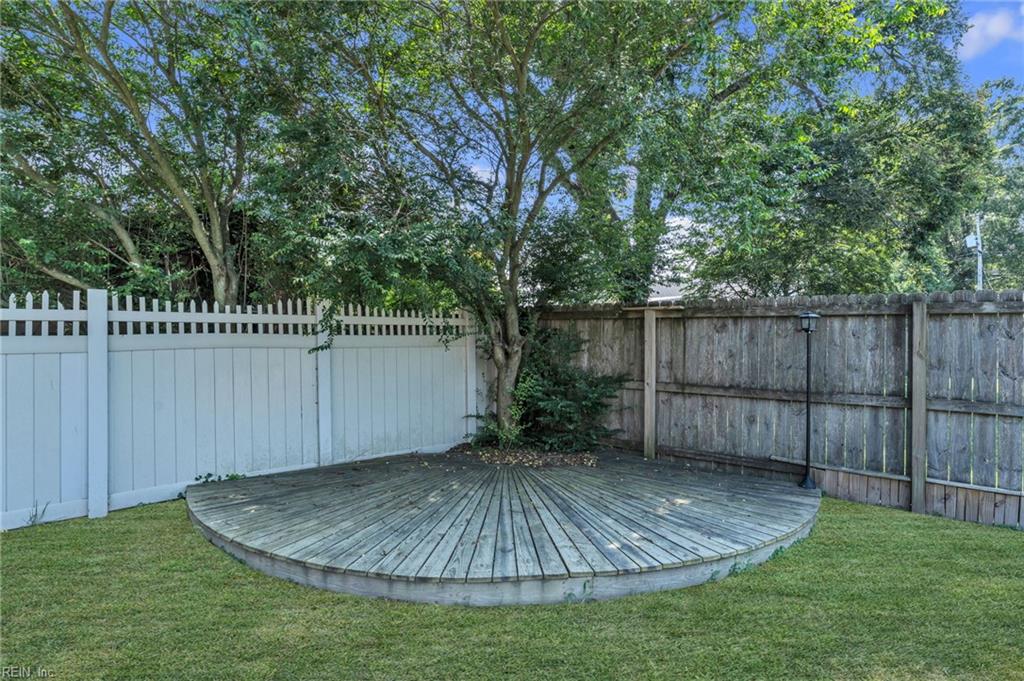 4633 Miles Standish Rd Property Photo 6
