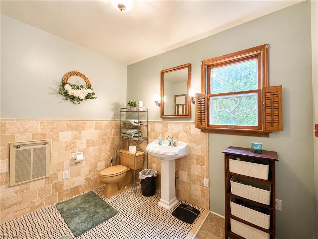 228 Church St Property Photo 37