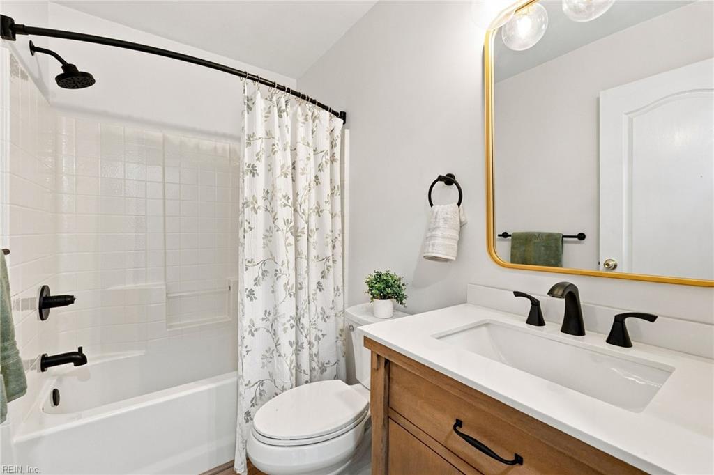 3781 Surry Rd Property Photo 20