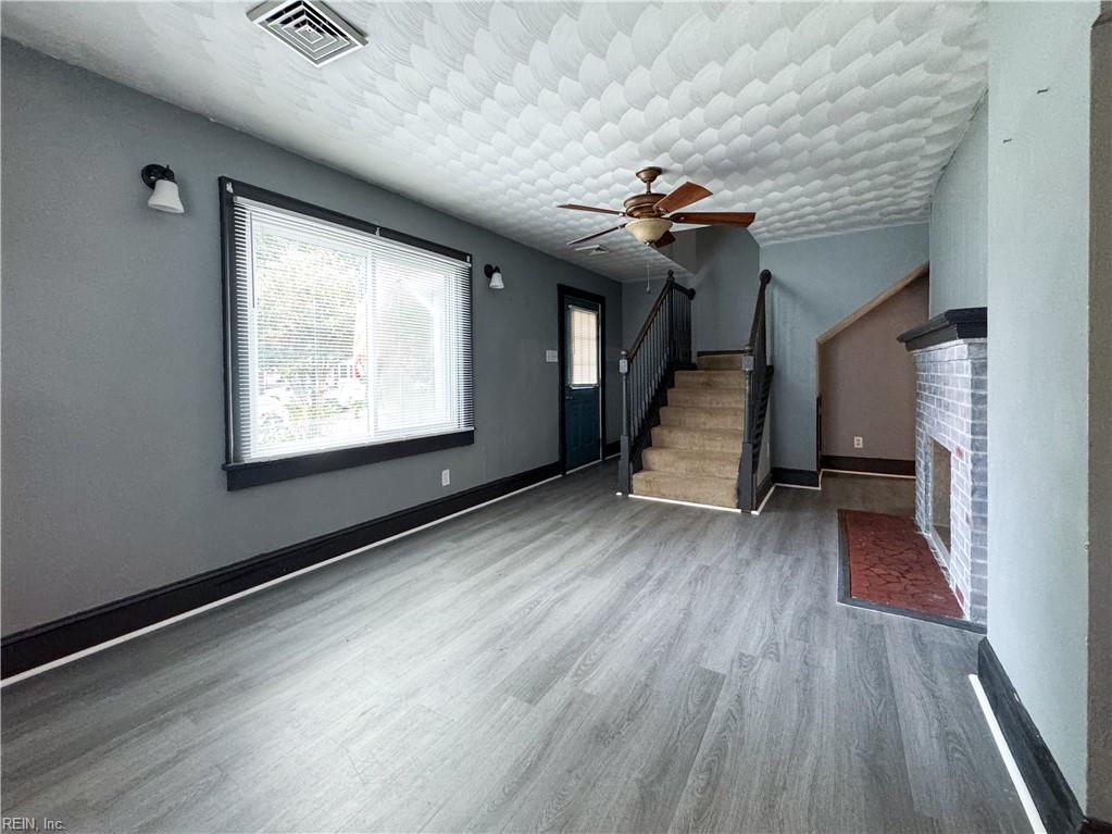 409 E Lorengo Ave Property Photo 7