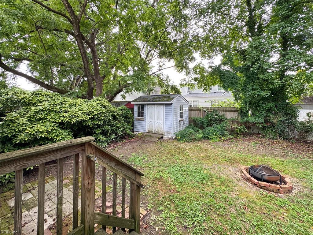 409 E Lorengo Ave Property Photo 17