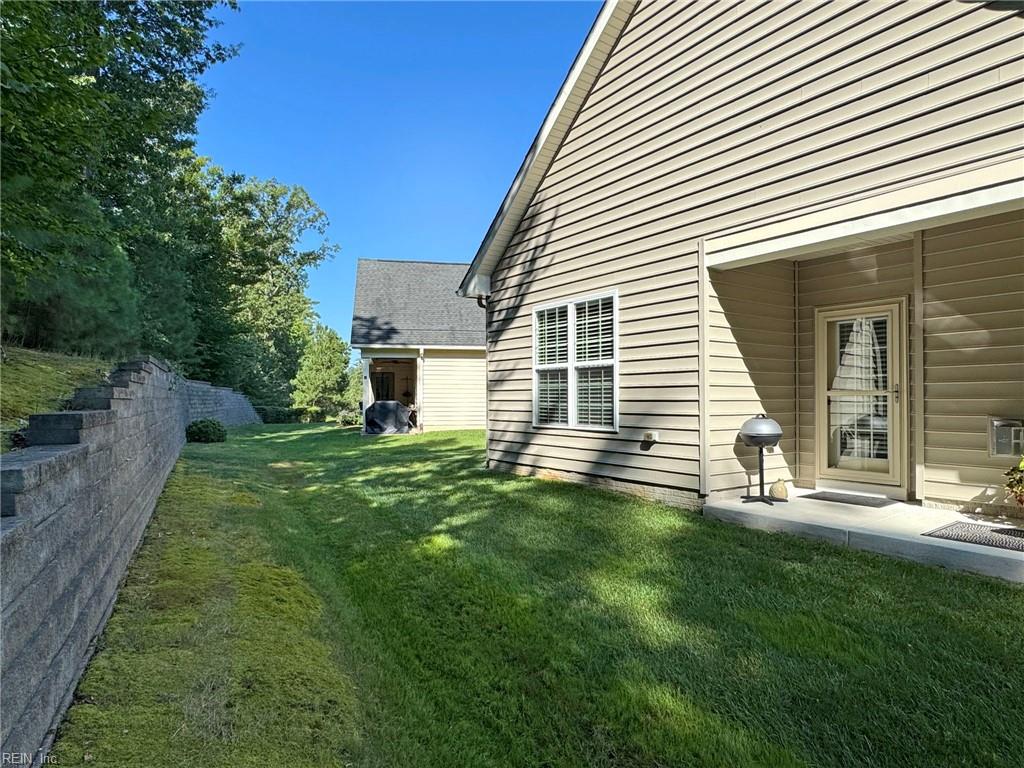 6243 Thomas Paine Dr Property Photo 25