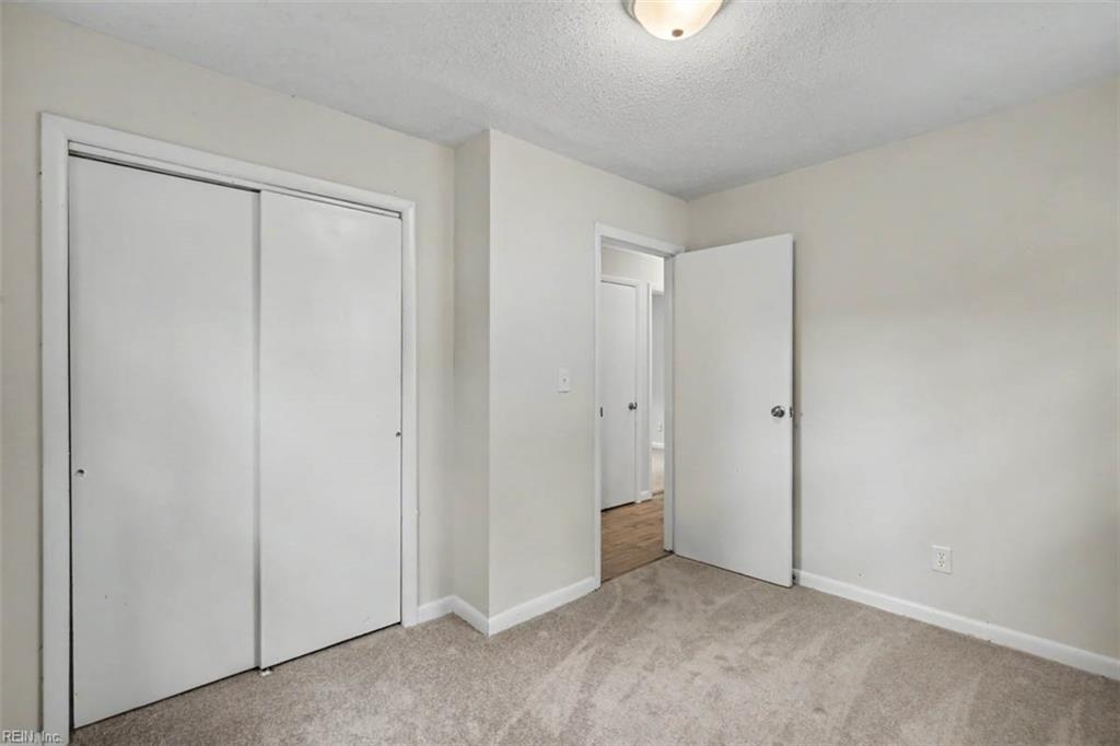 1425 Shadywood Rd Property Photo 27