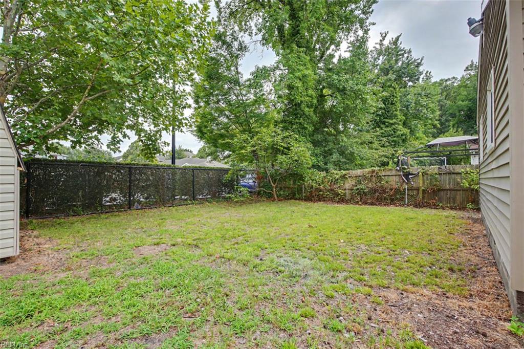 1425 Shadywood Rd Property Photo 30