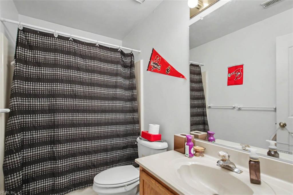 2429 Creekmore Ct Property Photo 22