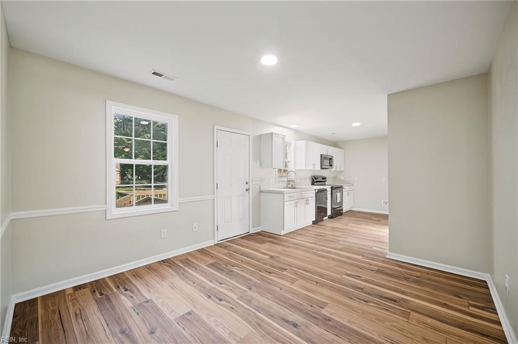 404 Betty Dr Property Photo 13