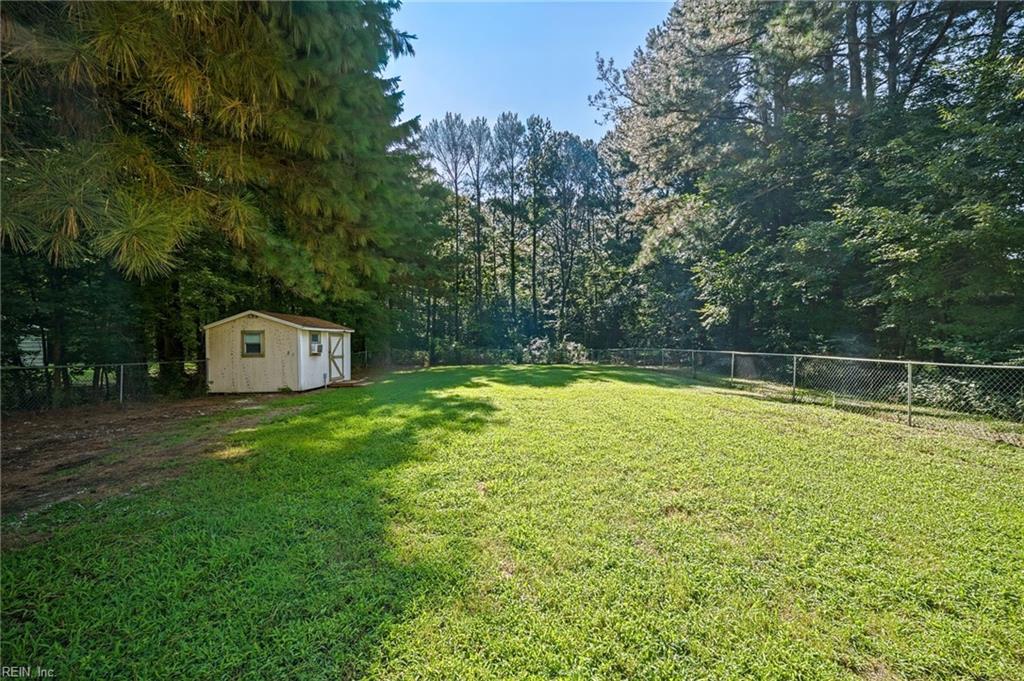 404 Betty Dr Property Photo 34