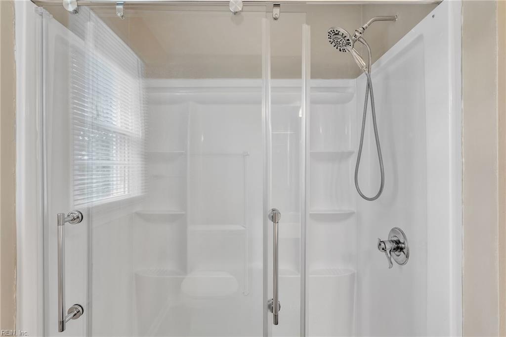 2432 Piney Bark Dr Property Photo 21