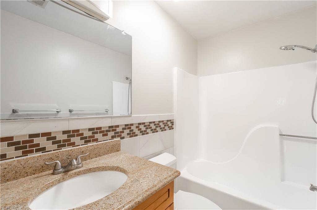 1020 Taylor Rd Property Photo 24