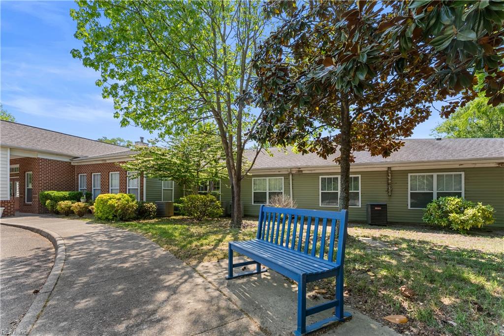 8679 Pocahontas Trl Property Photo 6
