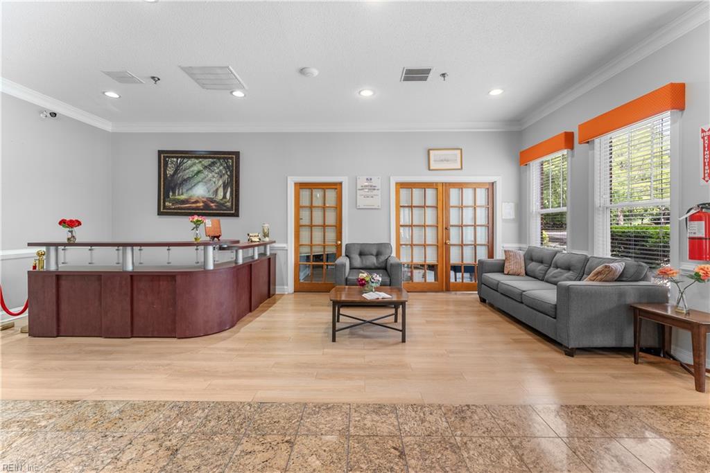 8679 Pocahontas Trl Property Photo 8