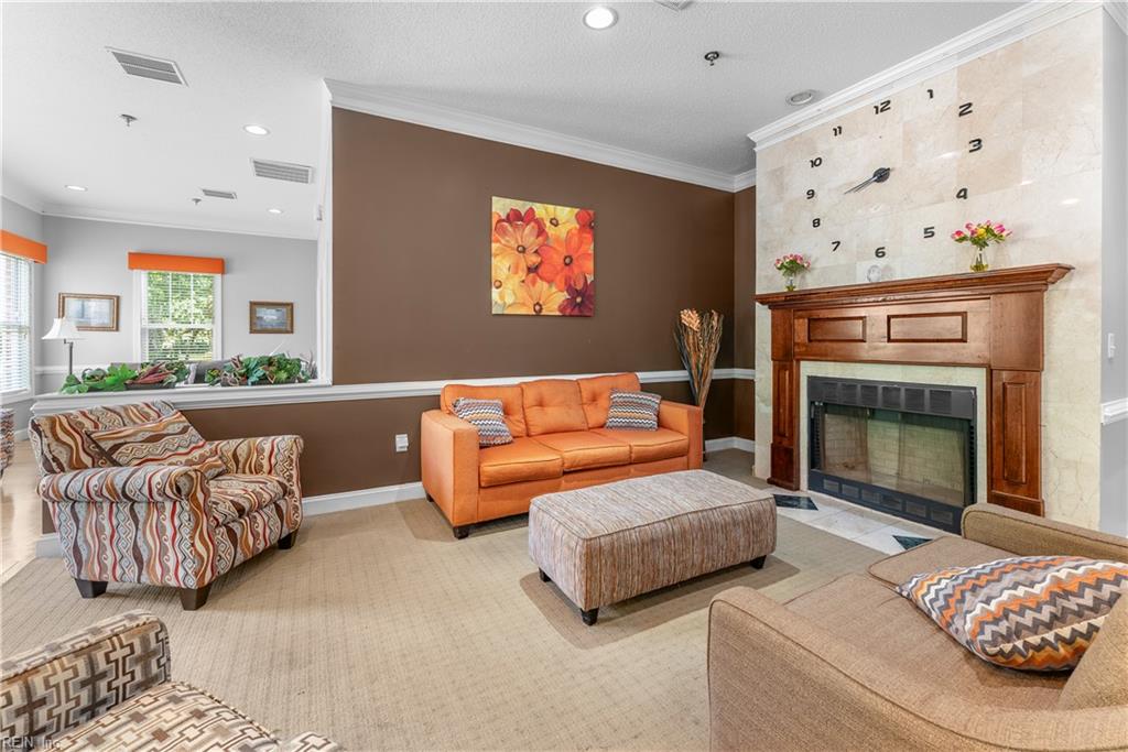 8679 Pocahontas Trl Property Photo 12