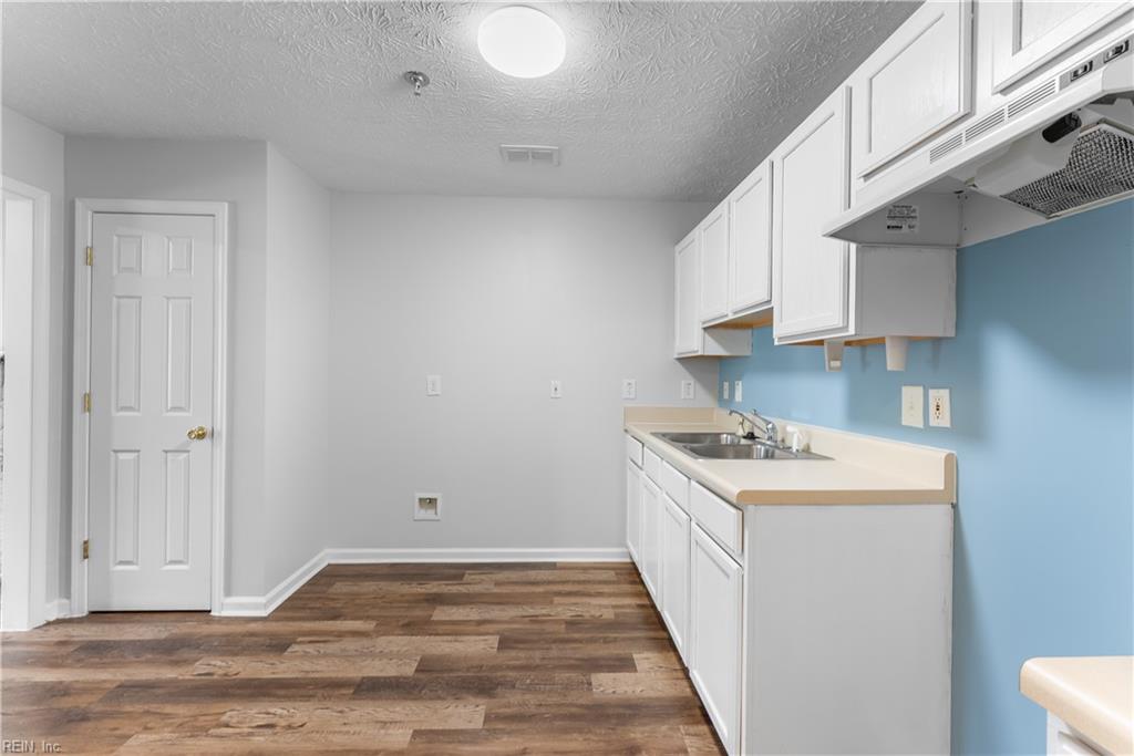 8679 Pocahontas Trl Property Photo 32