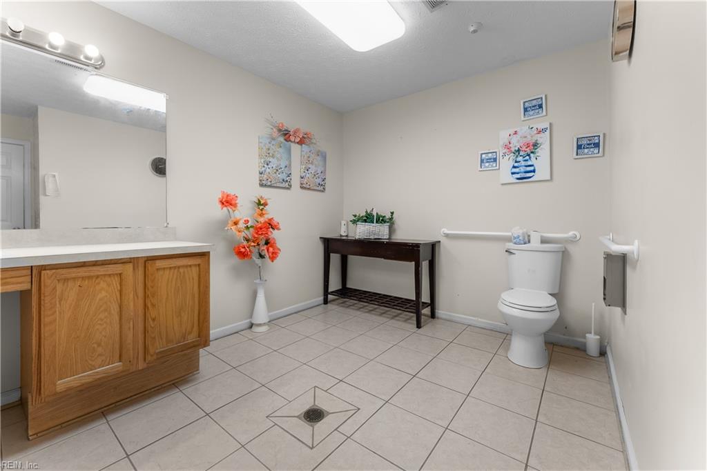 8679 Pocahontas Trl Property Photo 38