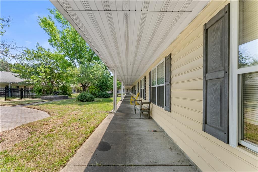 8679 Pocahontas Trl Property Photo 47