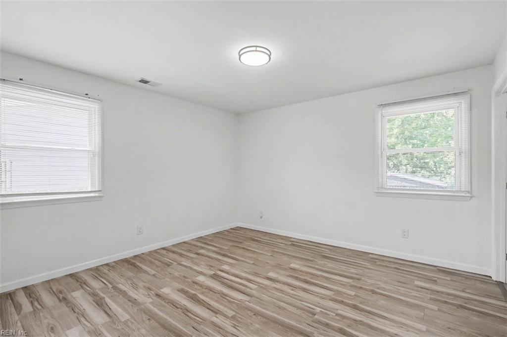 815 Pine Harbor Dr Property Photo 18