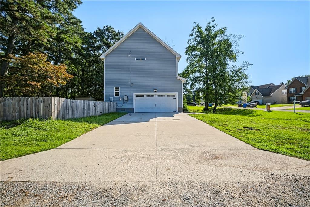 5132 Charlotte St Property Photo 4