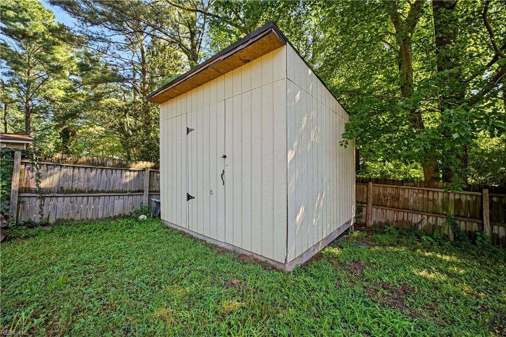 5132 Charlotte St Property Photo 22